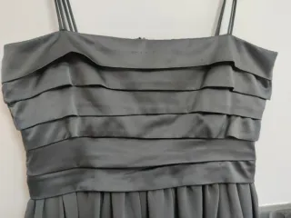 Vestido fiesta Zara gris