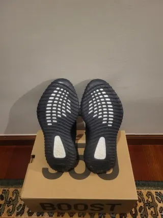 Adidas Yeezy Boost 350 V2 Negro