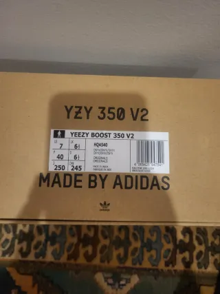 Adidas Yeezy Boost 350 V2 Negro