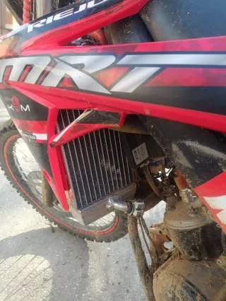 Radiadores Rieju MRT