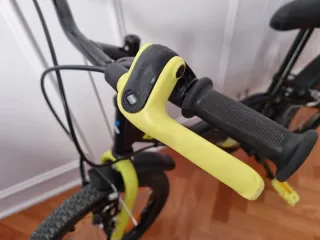 Bicicleta Infantil Btwin Dark Hero 500 16"