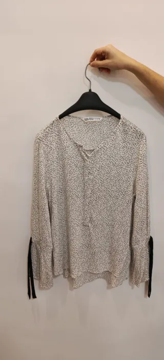 Blusa Zara Estampada Puntos