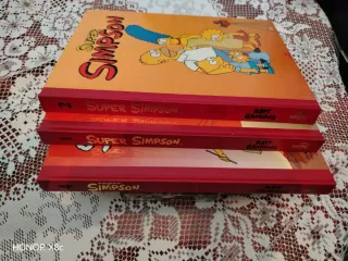 Comics de los súper simpson