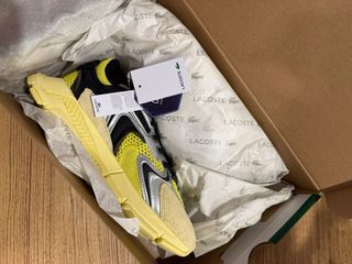 Lacoste L003 Neo 124 Amarillo Neón y Plata