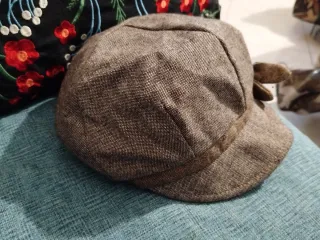 Cappello donna marrone con fiocco