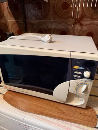 Microondas Moulinex Symbio UltiGrill