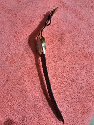 Reloj japona Dorado Correa Cuero Marrón