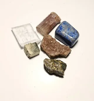 Lotto di minerali naturali