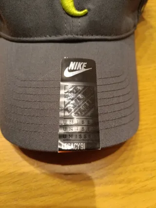 Gorra Nike RF Roger Federer Gris y Amarillo