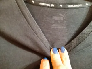 Camiseta Puma Negra Logo Blanco