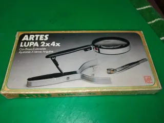 Lupa Artes 2x4x con brazo extensible