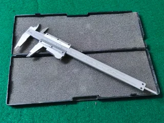 Calibre Pie de Rey Metrica