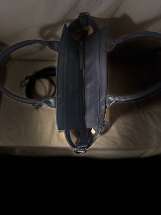 Bolso marca Esprit Beige y Azul Marino