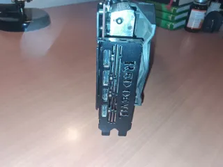 Tarjeta Gráfica Red Devil RX 5700 XT averiada