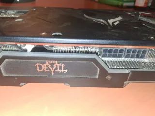 Tarjeta Gráfica Red Devil RX 5700 XT averiada