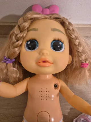 Muñeca PekeBaby Mía Imc Toys