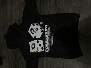 Sudadera Negra Cold Culture