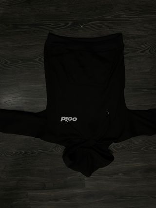 Sudadera Negra Cold Culture