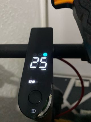 Patinete Eléctrico Xiaomi 4 + Accesorios