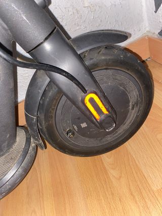 Patinete Eléctrico Xiaomi 4 + Accesorios