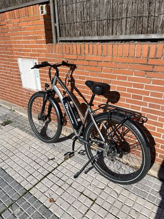 Bicicleta Eléctrica Evercross K28 Gris.