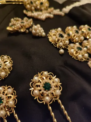 Aderezo Fallera Niña y Peinetas Doradas