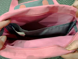 Bolso bandolera Reebok rosa