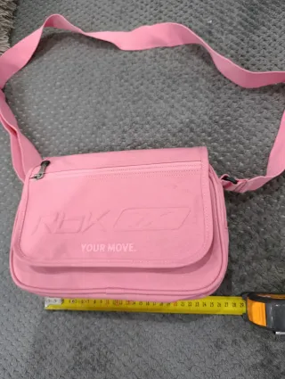 Bolso bandolera Reebok rosa