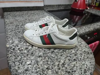 Zapatillas Gucci Blancas con Rayas Verdes