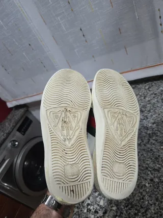 Zapatillas Gucci Blancas con Rayas Verdes