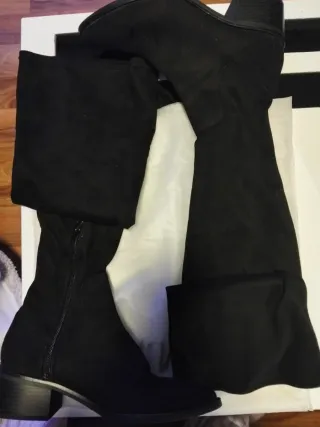 Botas mosquetero Stradivarius negras