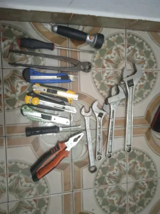Lote de herramientas varias