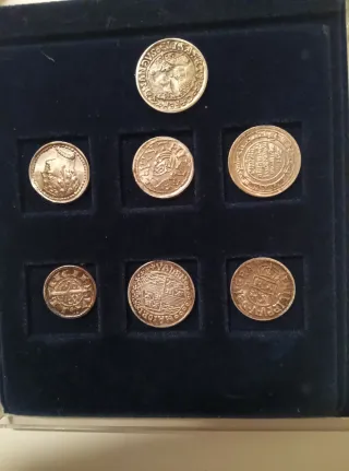 Reproducción Colección Monedas Antiguas