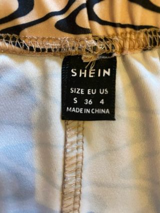 Pantalón campana elástico estampado