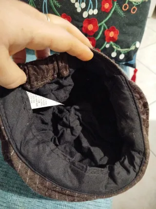 Cappello donna marrone fantasia a fiori