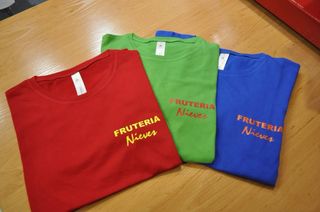 Ropa laboral, camisetas, sudaderas.