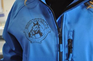 Ropa laboral, camisetas, sudaderas.