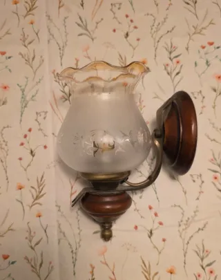 Aplique vintage madera y cristal