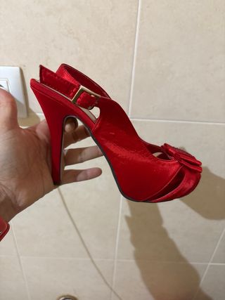 Sandalias fiesta rojas talla 39