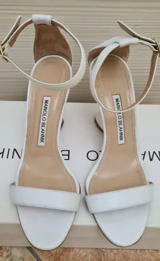 Sandali Manolo Blahnik bianchi