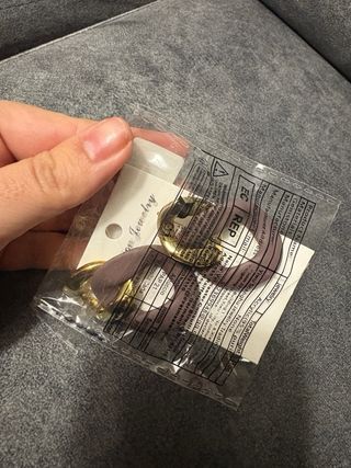 Pendientes marrones y dorados