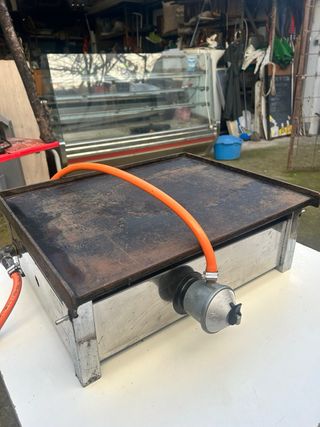 Plancha de gas hosteleria de hierro. Marca GLAS