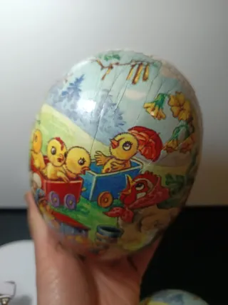 Contenedores huevos Pascua alemanes