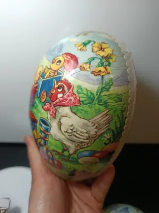 Contenedores huevos Pascua alemanes