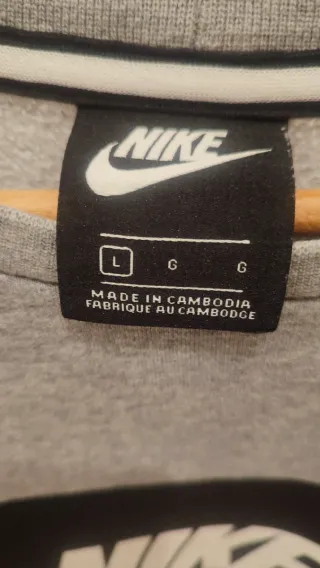 Sudadera Nike Gris y Blanca