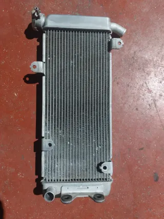Radiador Kawasaki Versys 650 2023