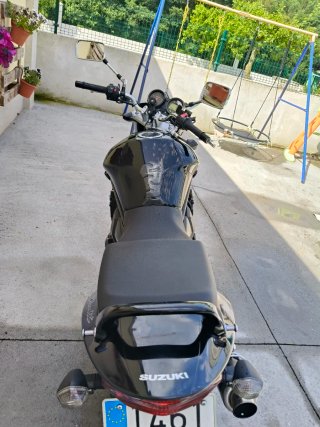 Suzuki Bandit 650 Naked