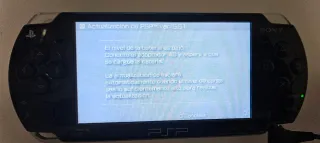 PSP 2004 Piano Black con caja y accesorios