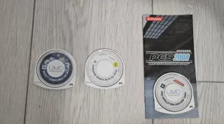 PSP 2004 Piano Black con caja y accesorios