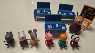 Escuela Peppa Pig Toy Classroom